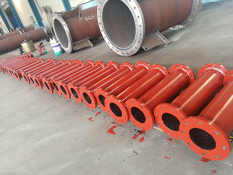 耐磨管道生產(chǎn)線(xiàn)(圖1)