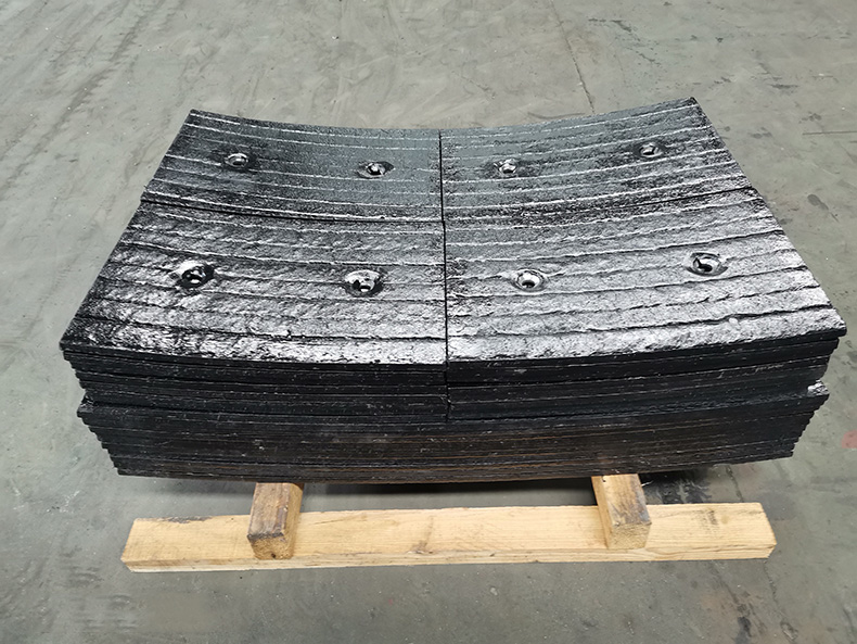 耐磨鋼板-耐磨襯板，雙金屬復合堆焊工藝(圖1)