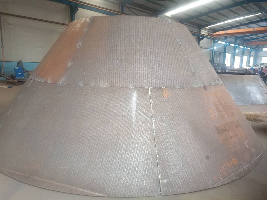 堆焊耐磨板制造圓錐破碎機(jī)配件(圖3)